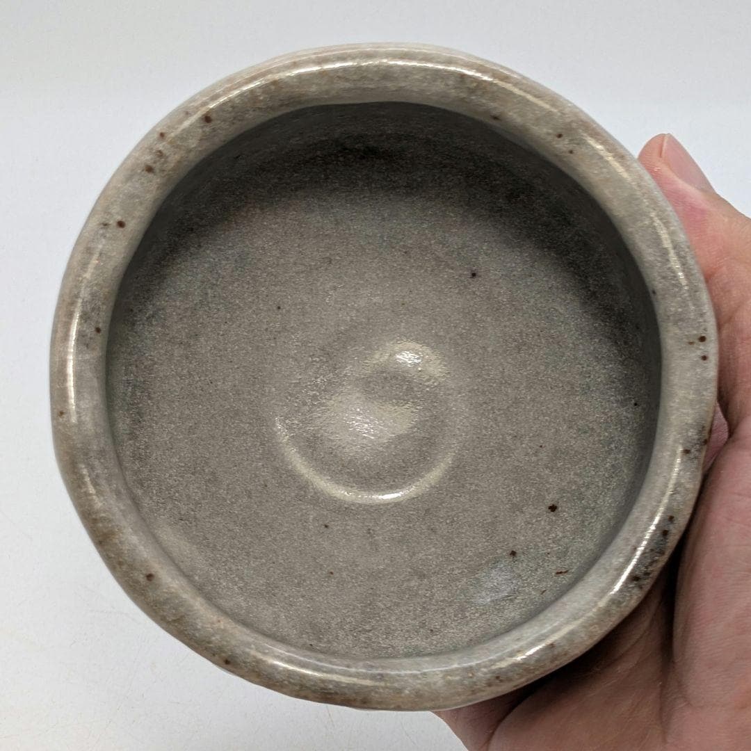 加藤正三作 美濃焼抹茶茶碗 ― 銘木箱と茶道具付き、上品な日本製茶碗