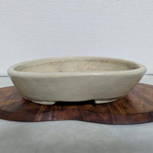 Japanese White Glazed Oval Bonsai Pot with Artist Mark – Minimalist Unglazed Foot Design, Signed Ceramic Plant Container