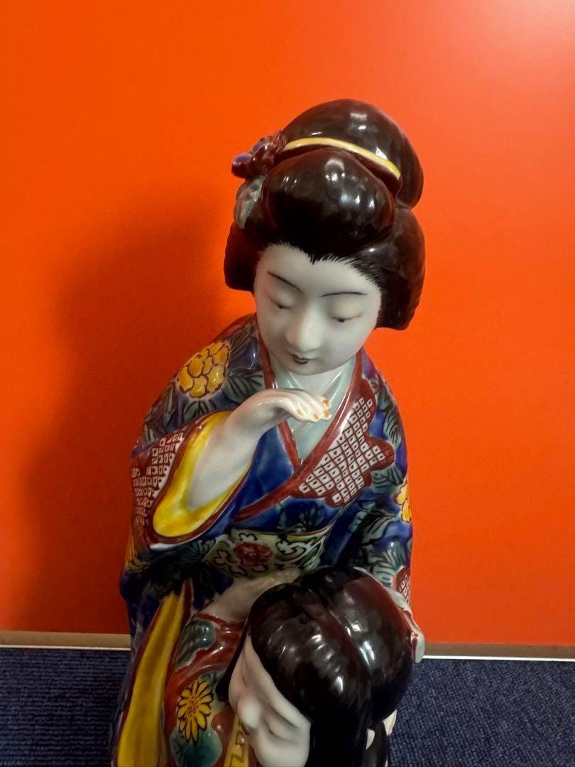 0028【現代陶芸】母娘像 Vintage Kutani Ware Porcelain Mother and Child Figurine – Hand