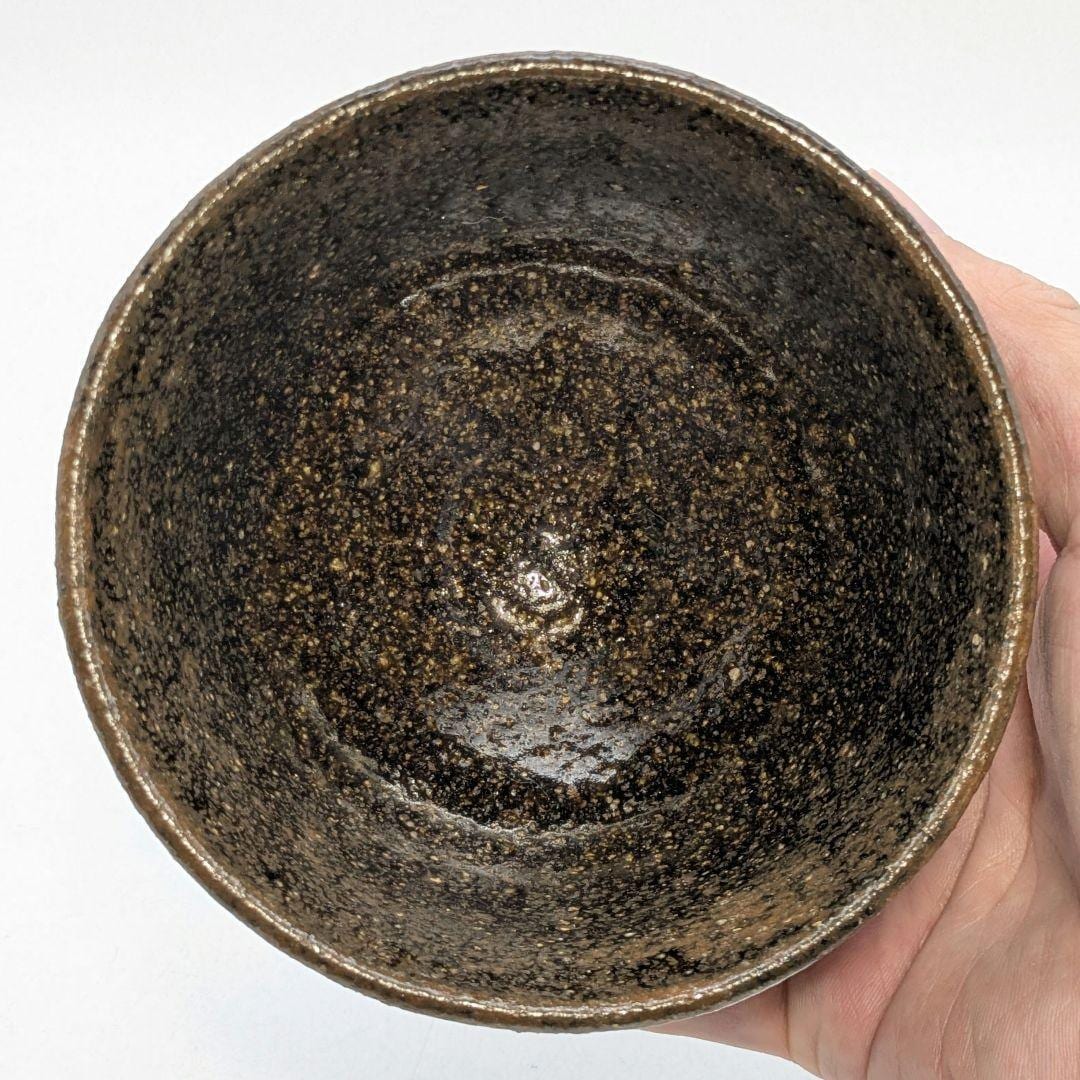 洞爺窯 柿崎楽昌 噴火焼 虫喰南蛮茶盌 合箱 抹茶碗 抹茶茶碗 茶道具 茶器 洞爺窯 柿崎楽匠 噴火焼茶わん – 南蛮風抹茶茶碗 サイン木箱付き 素朴