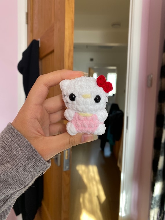 crochet hello kitty keyring - handmade sanrio plushie | cute/soft stress toy | desk buddy | gift/secret santa | children’s stuffed animal |