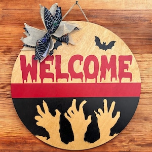 Blood splatter door hanger|Blood splatter welcome sign|Horror welcome sign|Halloween front door sign|Horror blood sign|spooky door sign