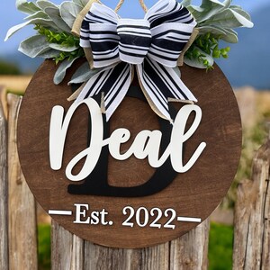 Personalized door hanger|Last name door sign|Welcome sign|Last name sign|Welcome sign with last name|Family name door sign|Wedding gift