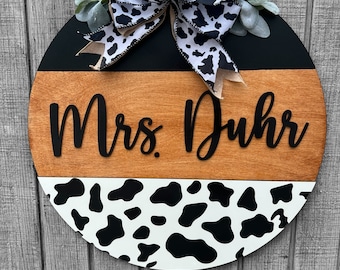 Teacher room sign|Sign for teacher|Room sign for teacher|Classroom door sign|Sign for classroom|Classroom welcome sign|Cow classroom sign