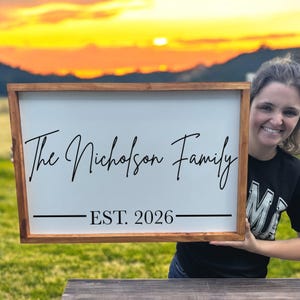 Personalized family sign, Wedding gift, Sign for family, Established family name sign, last name wall sign, sign for new home, family sign