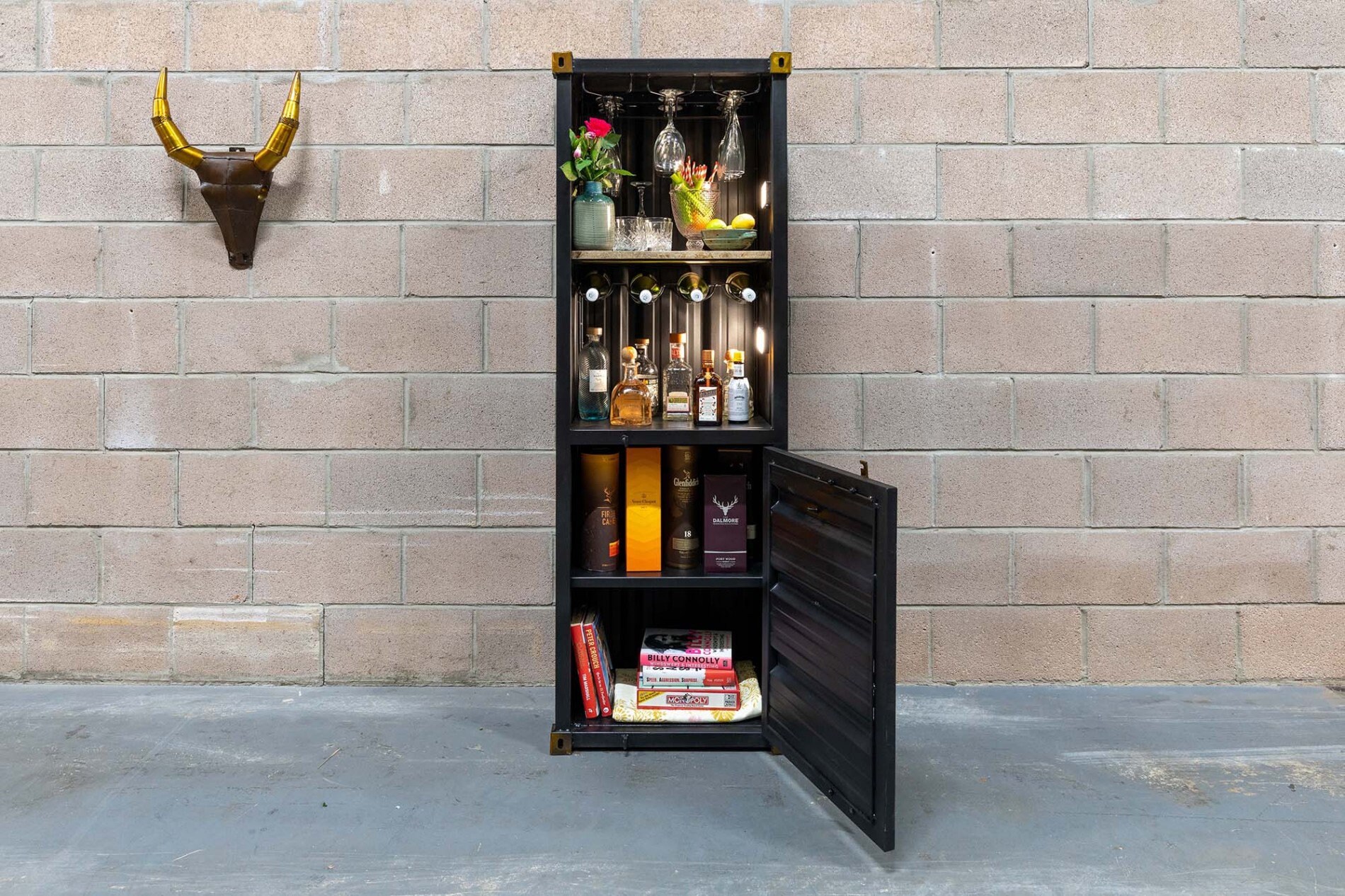 Alcohol display cabinet deals
