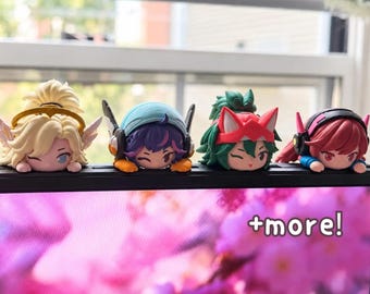 Hand-Painted Monitor Topper – Kawaii Gaming Desk Decor