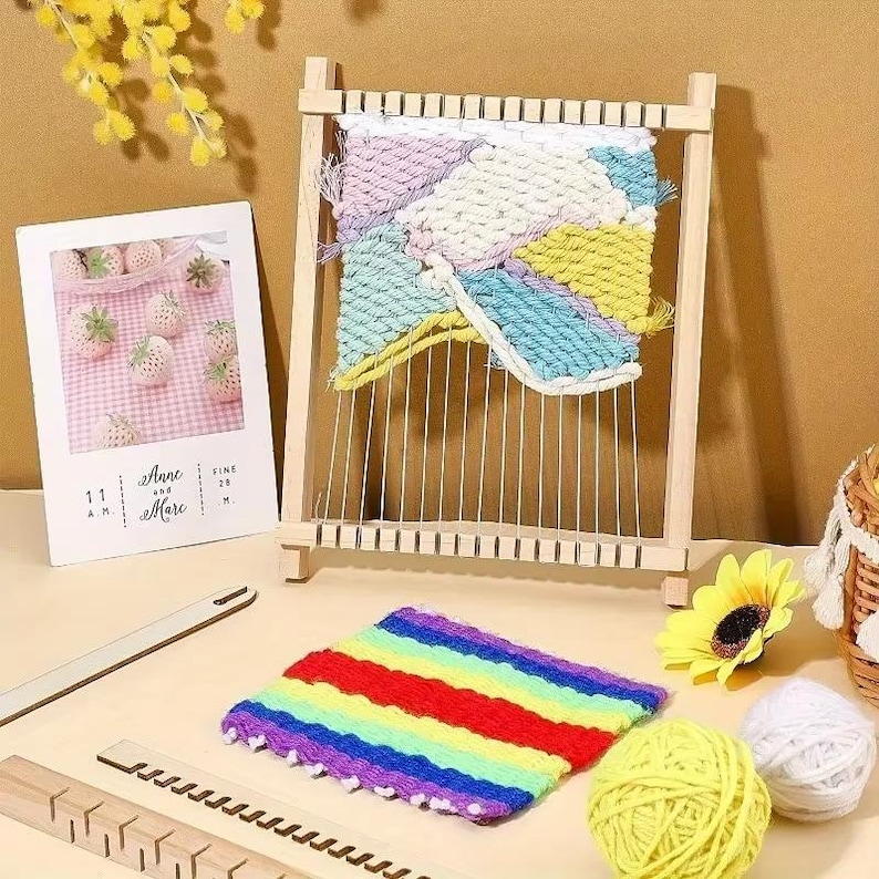 Small Wooden Weaving Loom Kit DIY Traditional Wooden Weaving Toy Loom Knitting Machine With Accessories For Kids image 1
