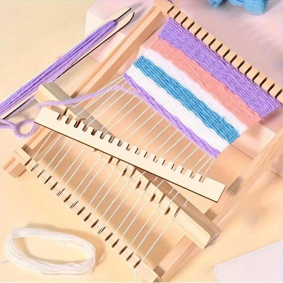 Small Wooden Weaving Loom Kit DIY Traditional Wooden Weaving Toy Loom Knitting Machine With Accessories For Kids