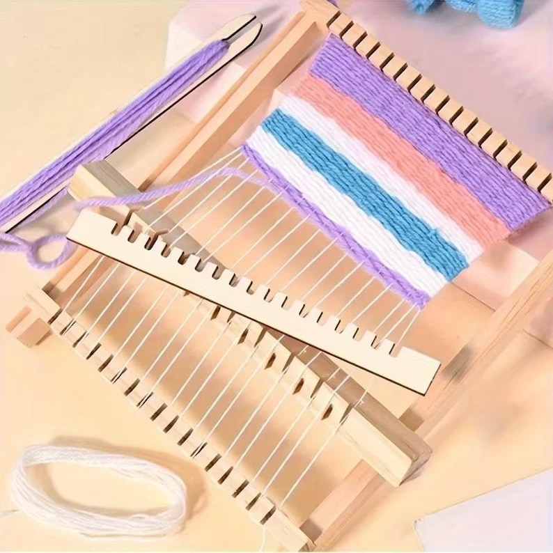 Small Wooden Weaving Loom Kit DIY Traditional Wooden Weaving Toy Loom Knitting Machine With Accessories For Kids image 2