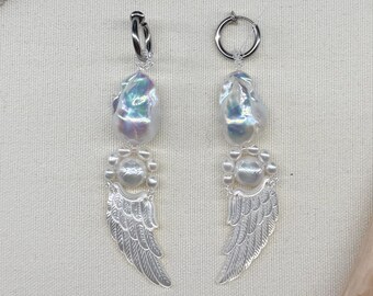 Pendientes llamativos de perlas barrocas iridiscentes / Ala de nácar tejida a mano / Listos para graduación / boda