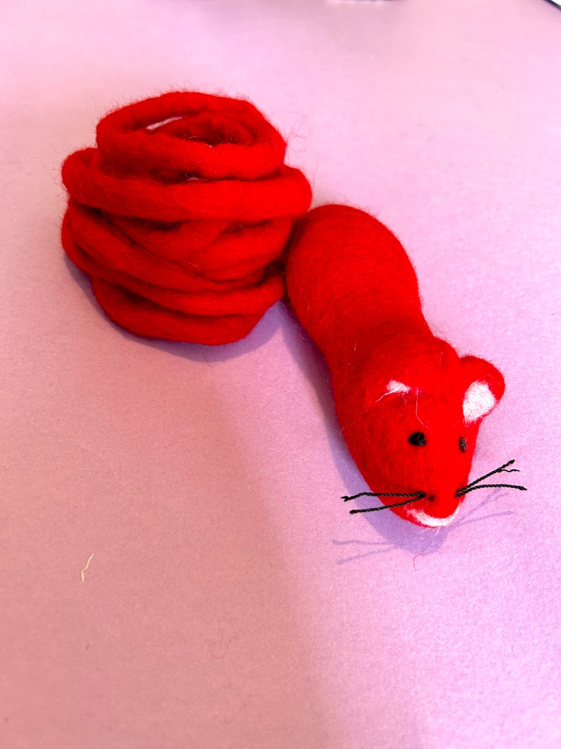 Cat Toy, Handmade Felted Toy Mouse, teaser toys, Eco friendly Pet toys Red