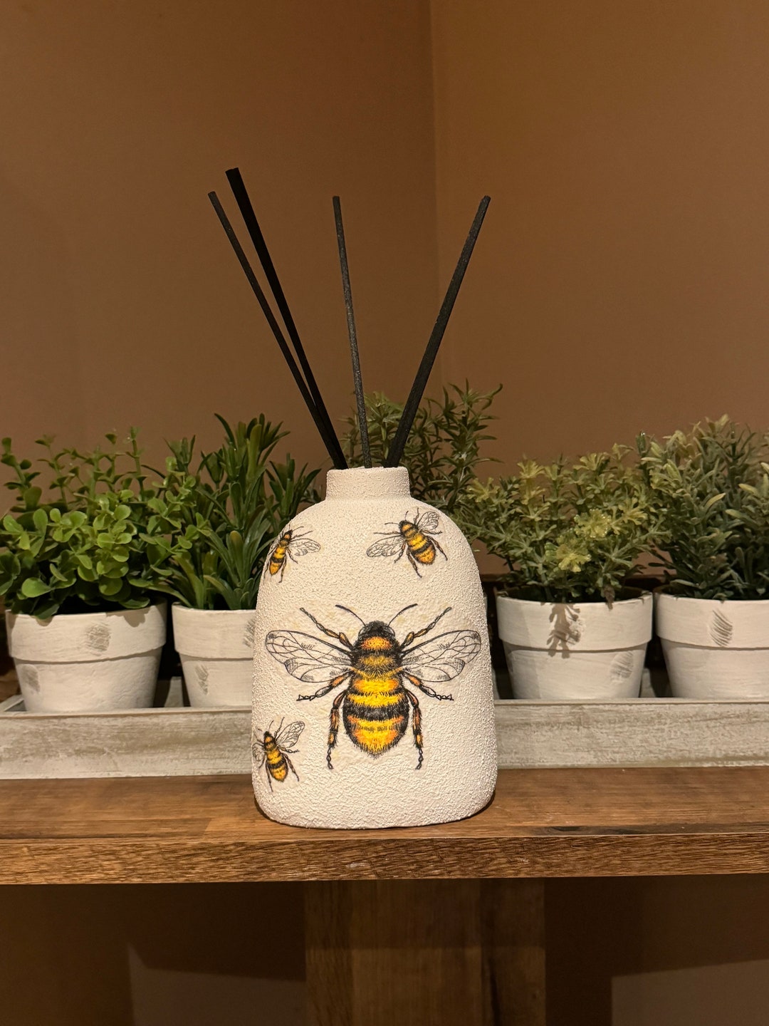 Stunning Bee Decoupaged Reed Diffuser. - Etsy UK