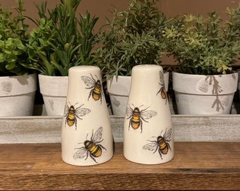 Stunning Bee Decoupaged salt and pepper shakers.