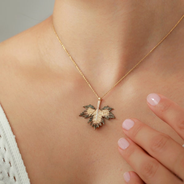 Sycamore Leaves Necklace - Dainty Leaf Necklace - Maple Leaf Necklace - Gift For Her - Her Christmas Gift - Gift For Girlfriend