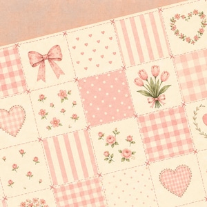 Peut inclure: Une feuille de papier ou de tissu style patchwork avec une grille de carr&eacute;s cr&egrave;me et rose p&acirc;le. Les motifs incluent du vichy rose, des pois, des rayures verticales, des petites fleurs, un grand n&oelig;ud rose, un bouquet de tulipes et des c&oelig;urs.