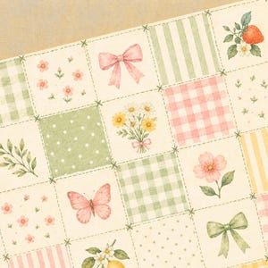 Peut inclure: Un motif de tissu ou de papier style patchwork compos&eacute; d'une grille de carr&eacute;s illustr&eacute;s de n&oelig;uds roses, de vichy vert et blanc, de fraises, de marguerites, de papillons, de pois et de motifs floraux dans des tons pastel de rose, vert et jaune.