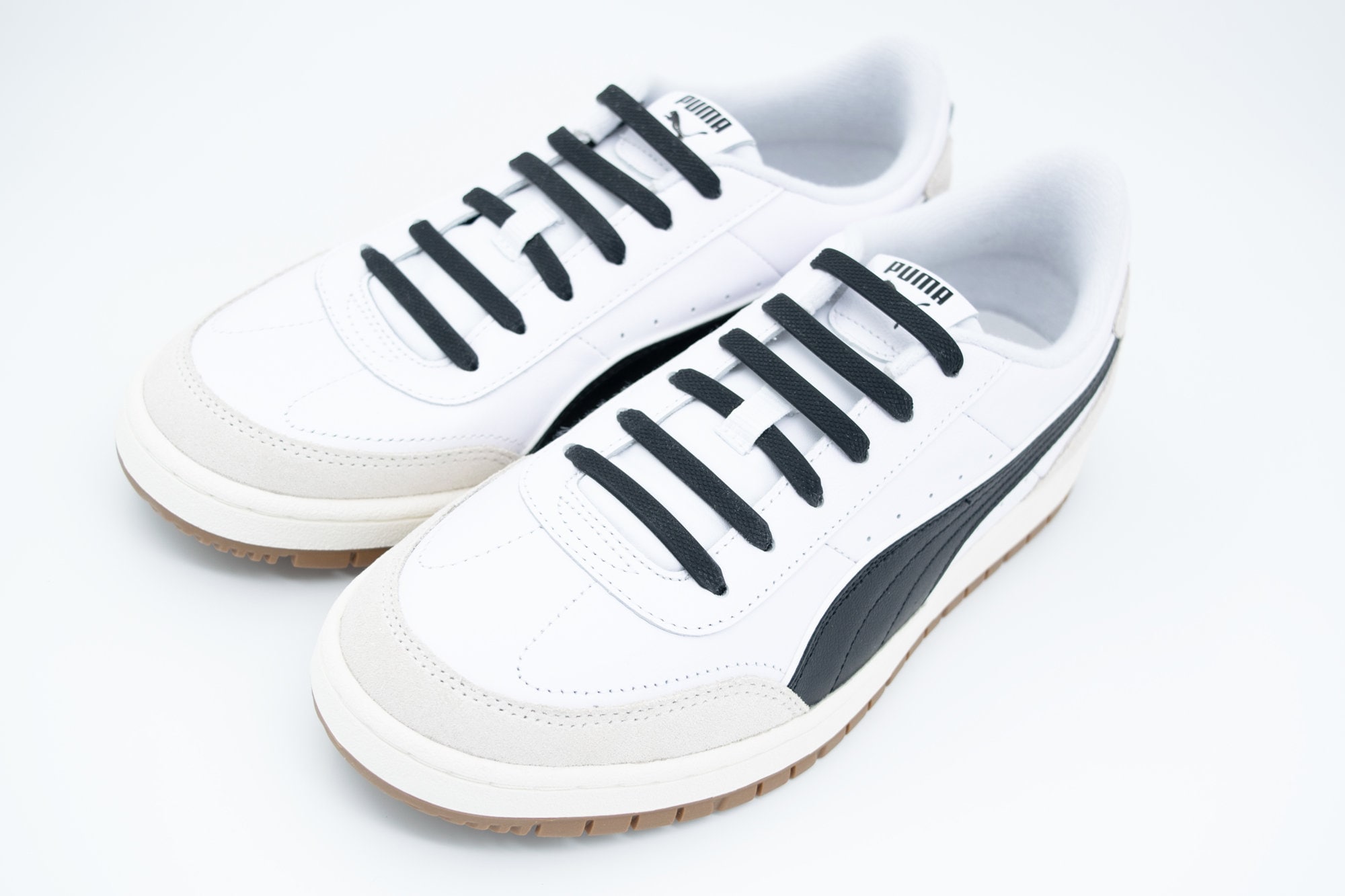 Black trainers no laces new arrivals