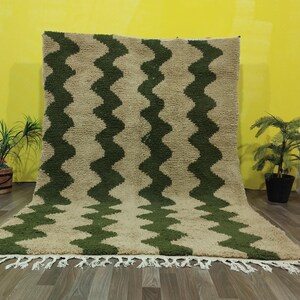 Gorgeous Beni Ourain Rug- Emerald Green Rug- woven rug-colorful rug- green wool Beniourain Carpet, Unique Geometric Rug- Green And Beige Rug