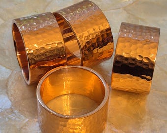 Set of 4 Heavy Hammered Copper Napkin Rings | Wide Band Copper-Tone Table Decor | Rustic Farmhouse Dining | Mid-Century Modern Entertaining