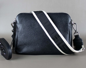 Schwarze Leder-Schultertasche mit gemustertem Riemen und silbernem Zubehör für Damen, Gürtel Handtasche mit austauschbarem breitem Gürtel