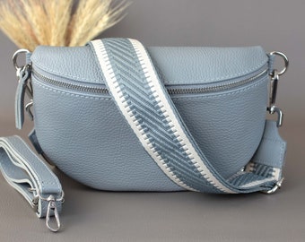 Light Gray Fanny Pack For Women With Patterned Strap Leather Crossbody Shoulder Waist Bag Silver Zipper Handbag Interchangeable Wide Belt