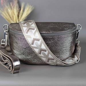 Bronze Leder Bauchtasche für Frauen mit gemustertem Riemen Schulter Crossbody Damen Umhängetasche silber Hardware breitem Träger Geschenk