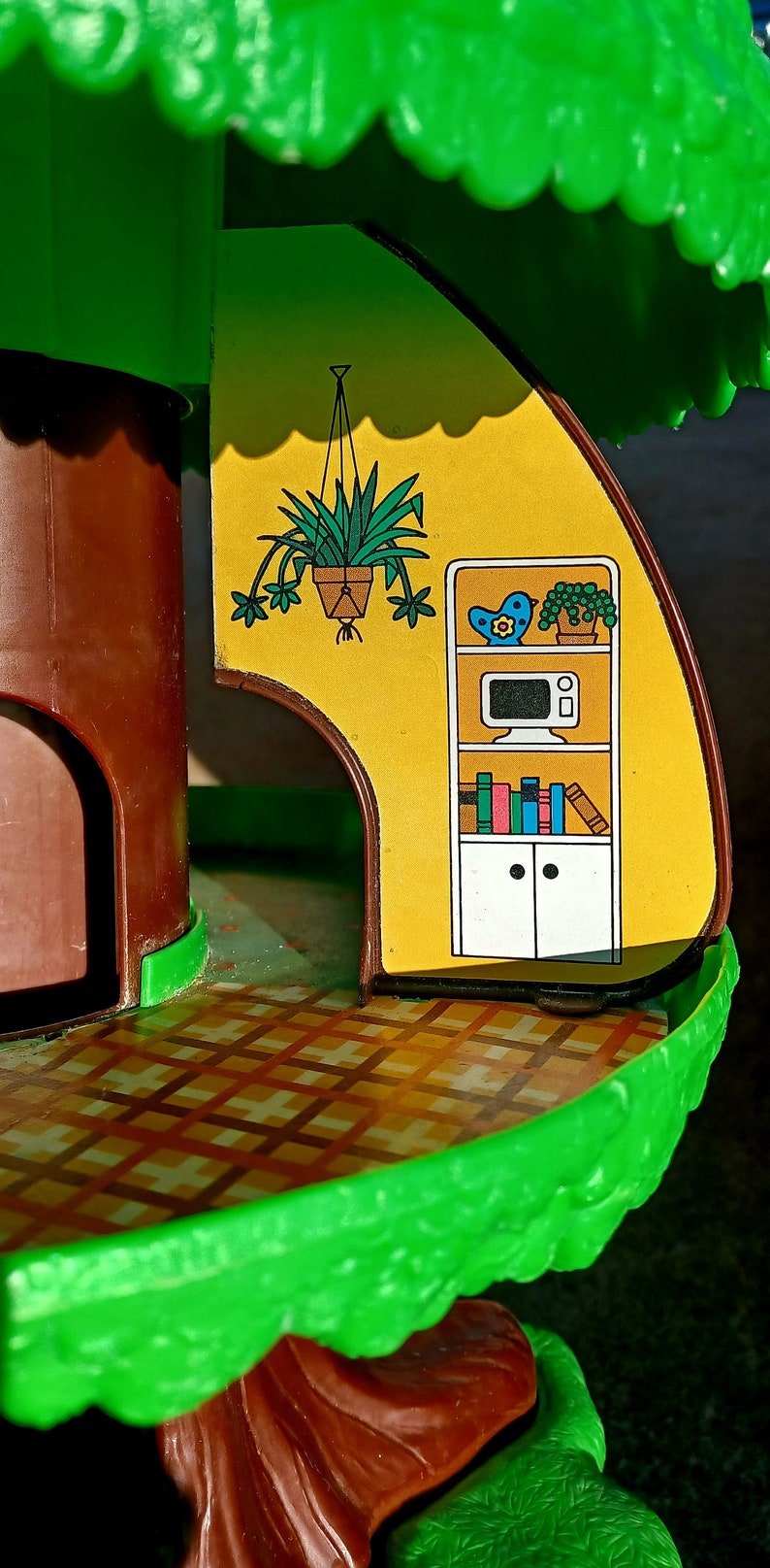 Tree Tots Playset by Kenner. Pop up Tree House W/ Working Elevator & Fold Down Slide. Groovy ...