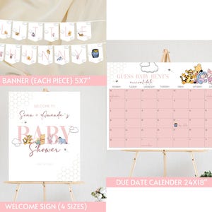 Może przedstawiać: Zestaw na baby shower z banerem, znakiem powitalnym i kalendarzem terminu porodu. Baner głosi "LITTLE HONEY" z postaciami Kubusia Puchatka. Znak powitalny głosi "Welcome to Sean + Amanda's BABY Shower". Kalendarz jest r&oacute;żowy.