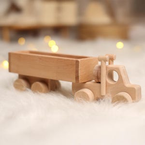 Montessori Wooden Toy Car, Eco-Friendly Wooden Truck for Farm Play, Perfect Baby Boy Gift for Birthday & First Christmas