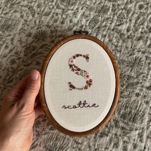 Custom Name Embroidery Hoop, Baby Name Announcement, Wedding Shower Gift, Baby Shower Gift, Mother&#39;s Day Gift