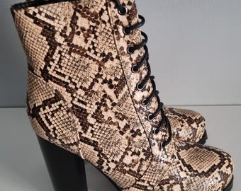 Luxury Snake Print Chic Comfortable Chunky Heel Statement Designer Inspired Lace-Up  Closed Toe Tan/Brown Ankle  Women  Boots UK sz 6