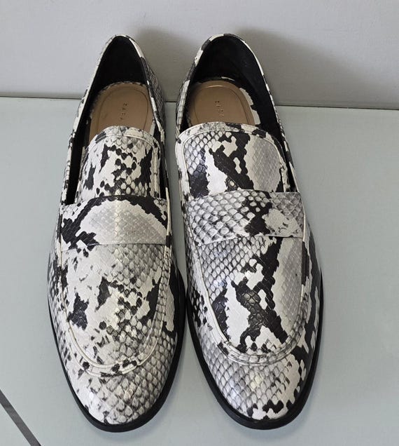 Mocasines con estampado de piel de serpiente para mujer, de