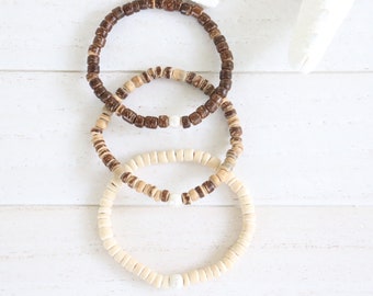 coconut shell bracelet, coconut beaded bracelet, stretch bracelet, beach bracelet, boho bracelet.