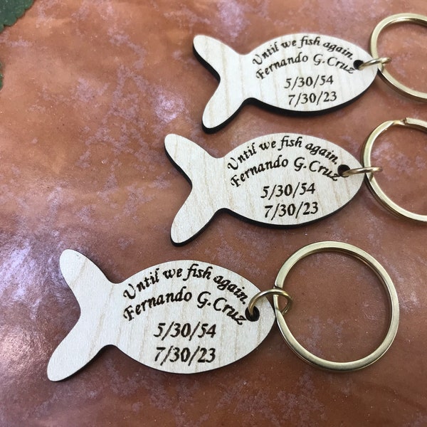Bulk funeral favors personalized wood keychain fishing  celebration of life memory favors for guest , sympathy favor,ın loving memory