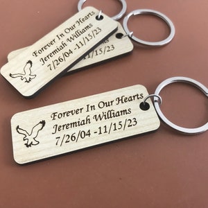 Personalized Funeral Gift, Unique Funeral Favors For Guests,Funeral Keychain, Memorial service favors celebration of life Favors