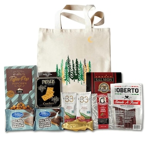 Gourmet Snack Gift Basket: Washington Treats in Canvas Tote