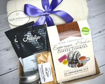 Coffee Lovers Gift Box, Gourmet Food Gift Basket, Mother's Day Gift Box From Daughter, Coffee Gift Basket, Employee Onboarding Gift