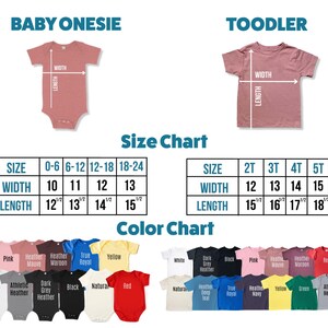 Puede incluir: Tabla de tallas para bodys de beb&eacute; y camisetas para ni&ntilde;os peque&ntilde;os. La tabla muestra las medidas de ancho y largo en pulgadas para diferentes tallas. La tabla de colores muestra una variedad de colores disponibles para los bodys y las camisetas, incluyendo rosa, malva jaspeado, marr&oacute;n jaspeado, azul real, amarillo, blanco, gris oscuro jaspeado, negro, natural, rojo, azul marino jaspeado, verde y jaspeado deportivo.