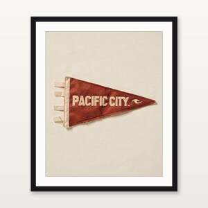 Pacific City, Oregon Surf Pennant Print | Vintage Felt Pennant Art | Beach House Decor | Retro Surf Wall Art | Printable Digital Download image 3