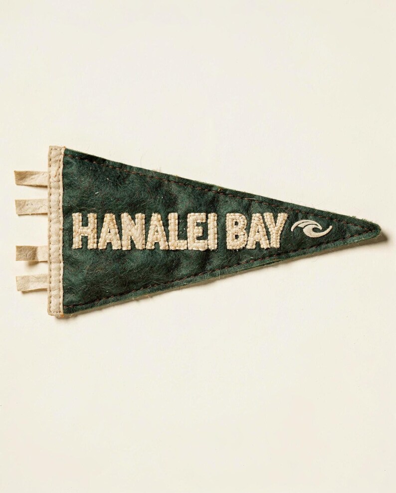 Hanalei Bay, Kauai, Hawaii Surf Pennant Print | Vintage Felt Pennant Art | Beach House Decor | Retro Surf Wall Art | Printable Digital Downl image 2