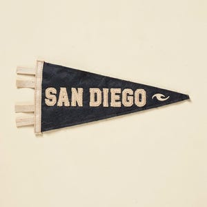 San Diego, California Surf Pennant Print | Vintage Felt Pennant Art | Beach House Decor | Retro Surf Wall Art | Printable Digital Download image 2