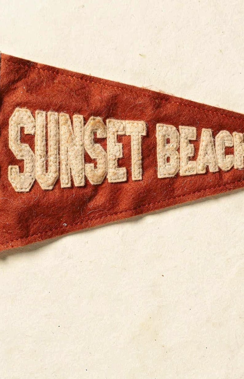 Estampado de banderín de surf en Sunset Beach, Oahu, Hawái / Arte de banderín de fieltro vintage / Decoración para casa de playa / Arte mural retro de surf / Descarga digital imprimible imagen 4