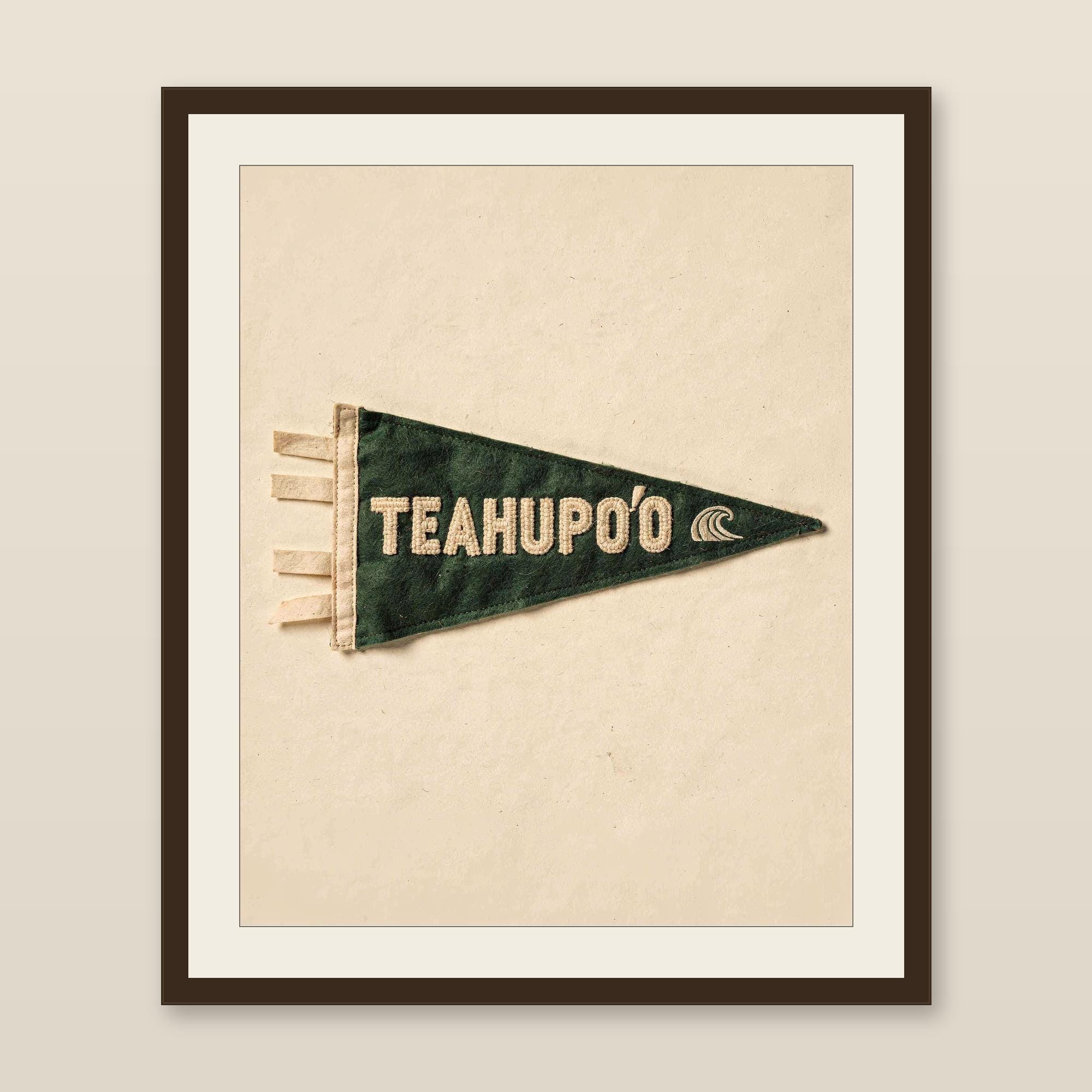 Teahupo'o, Tahiti Surf Pennant Print | Vintage Felt Pennant Art | Beach House Decor | Retro Surf Wall Art | Printable Digital Download