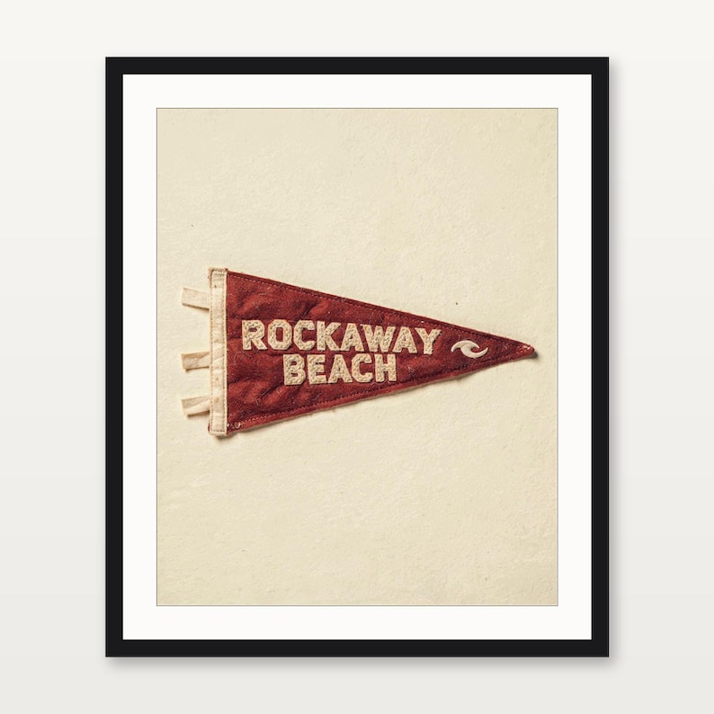 Rockaway Beach, New York Surf Pennant Print | Vintage Felt Pennant Art | Beach House Decor | Retro Surf Wall Art | Printable Digital Downloa image 3