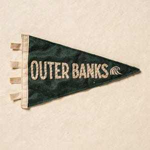 Outer Banks, North Carolina Surf Pennant Print | Vintage Felt Pennant Art | Beach House Decor | Retro Surf Wall Art | Printable Digital Down image 2