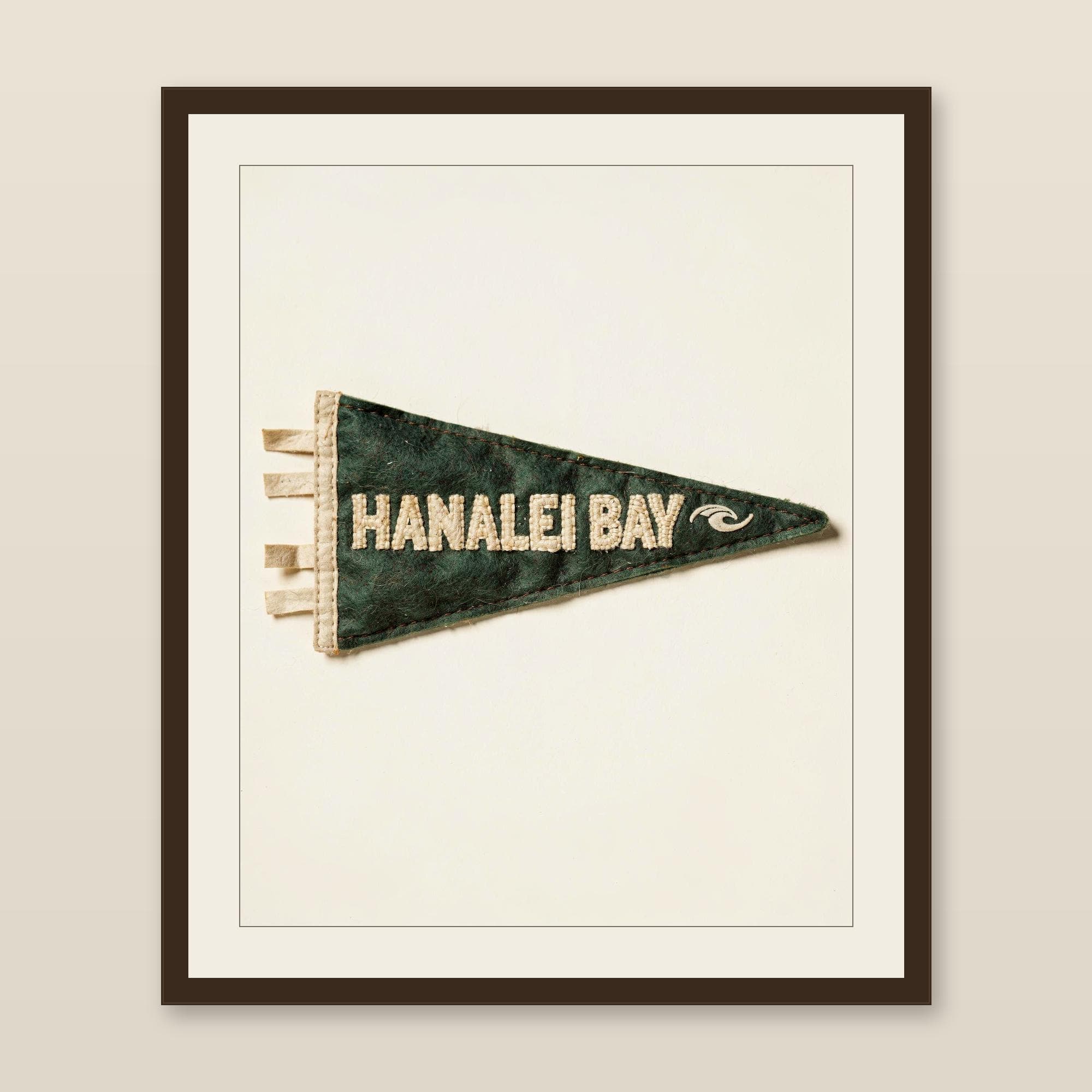 Hanalei Bay, Kauai, Hawaii Surf Pennant Print | Vintage Felt Pennant Art | Beach House Decor | Retro Surf Wall Art | Printable Digital Downl