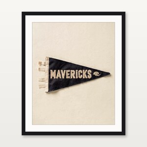 Mavericks, Half Moon Bay, California Surf Pennant Print | Vintage Felt Pennant Art | Beach House Decor | Retro Surf Wall Art | Printable Dig image 3