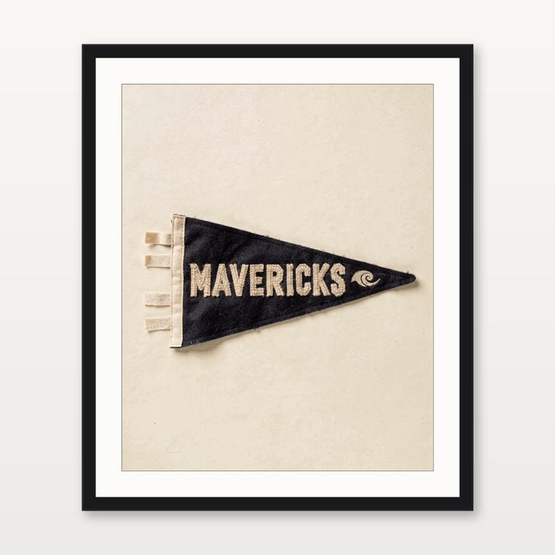 Mavericks, Half Moon Bay, California Surf Pennant Print | Vintage Felt Pennant Art | Beach House Decor | Retro Surf Wall Art | Printable Dig image 3