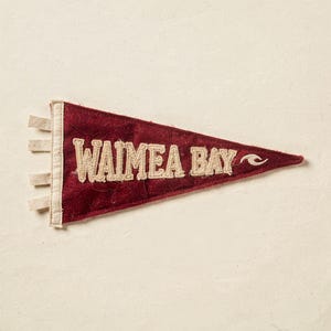 Waimea Bay, Oahu, Hawaii Surf Pennant Print | Vintage Felt Pennant Art | Beach House Decor | Retro Surf Wall Art | Printable Digital Downloa image 2